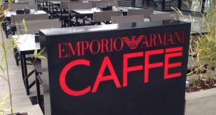 Café Emporio Armani in Parque Arauco Santiago
