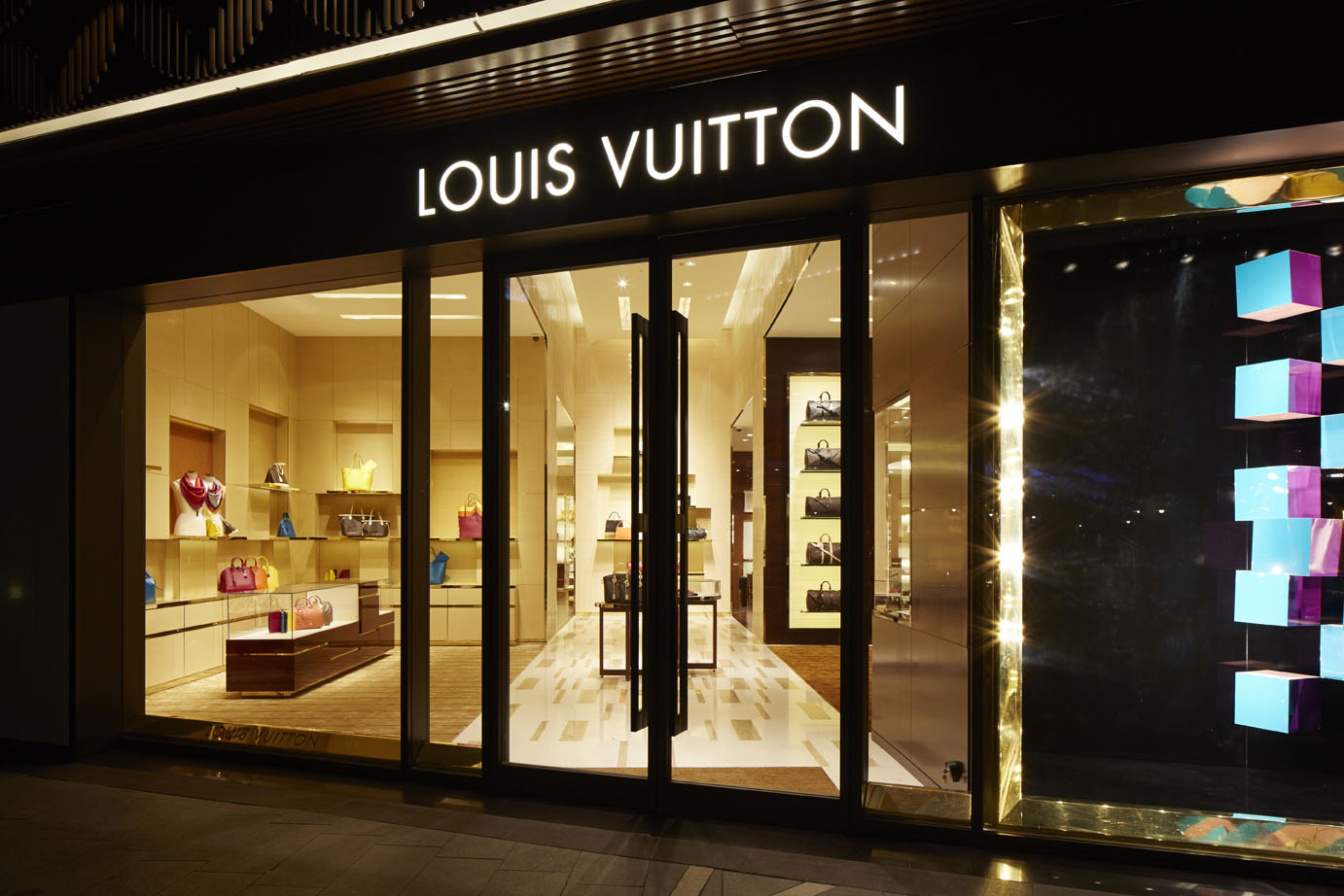 Louis Vuitton Santiago store, Chile